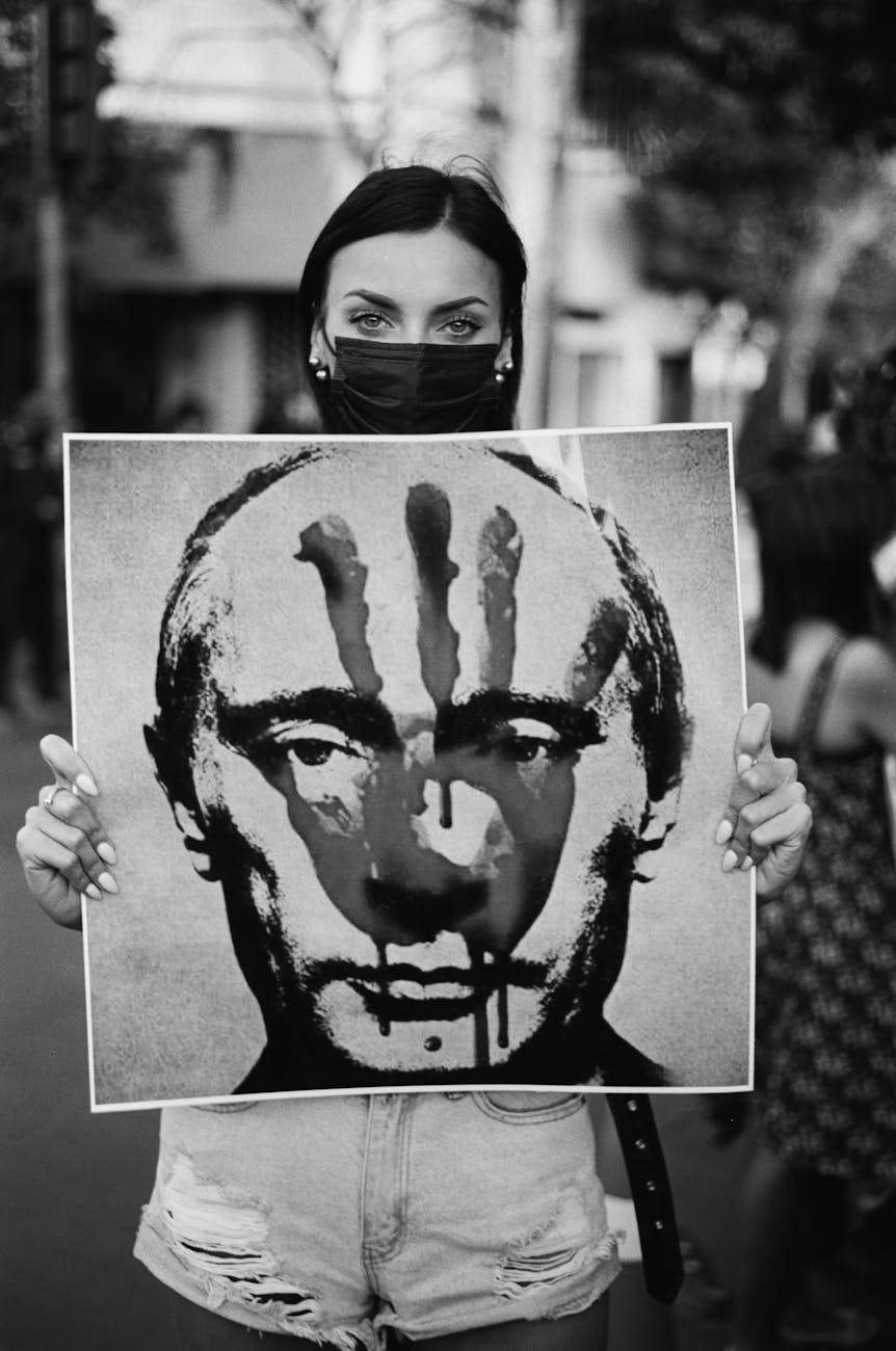 Putin’s Bold Move: Russia Throws Full Support Behind Iran’s New Supreme Leader Amid War Chaos