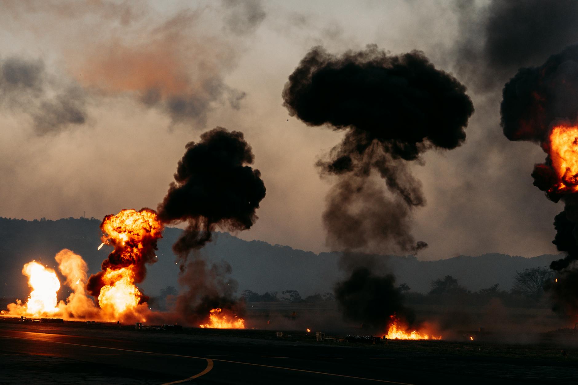 Iranian Media Claims Attack on Netanyahu's Office – Unverified Reports Raise Doubts