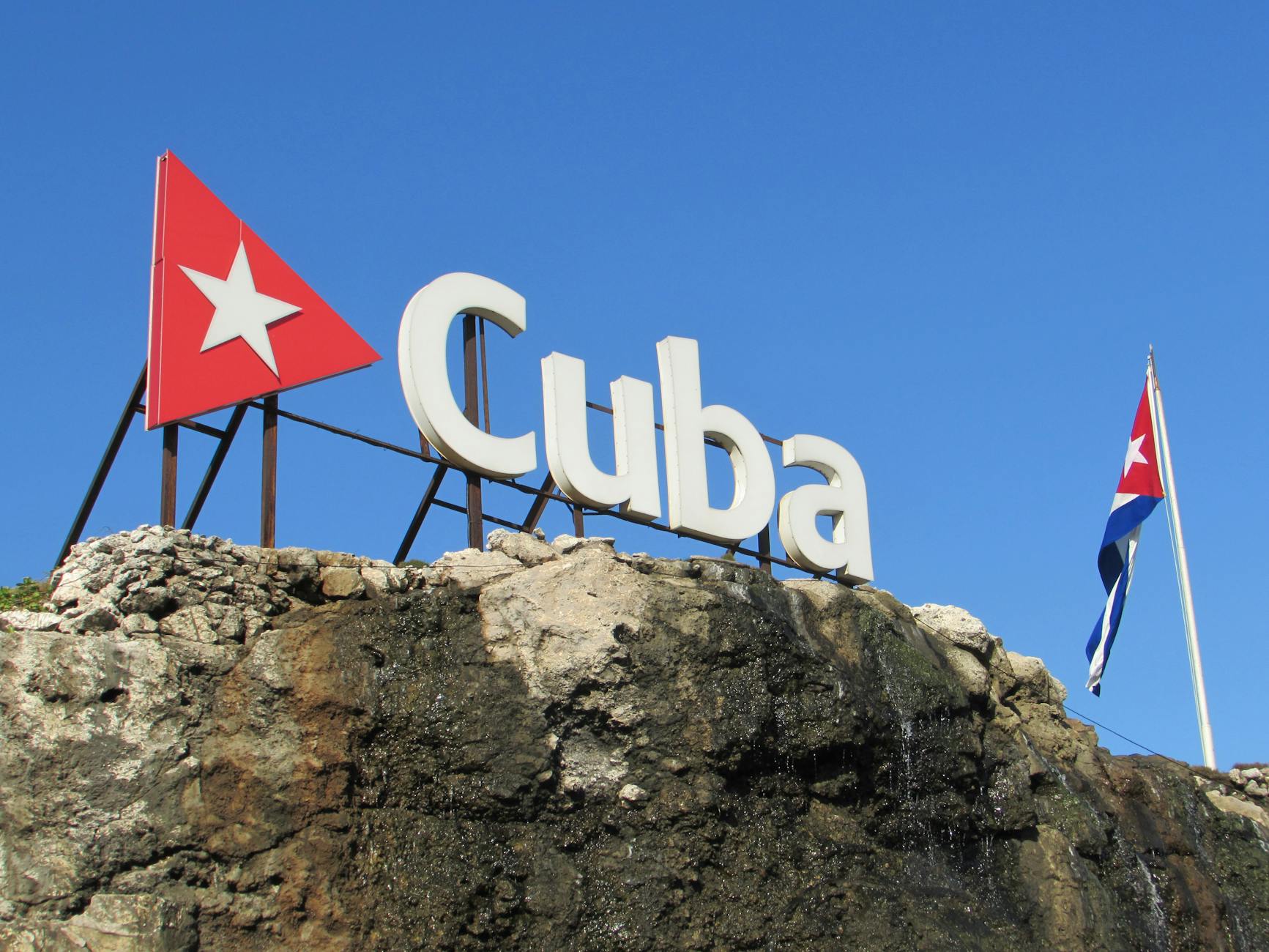 Why Cuba’s Economy Is Collapsing